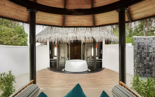 SSIF Deluxe Beach Villa Pool-1